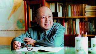 錢(qián)學(xué)森：我姓錢(qián)，但不愛(ài)錢(qián)