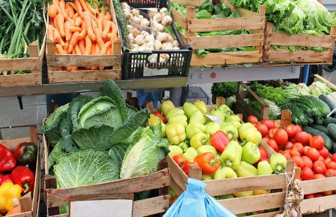 家門(mén)口的菜攤會(huì)被社區(qū)團(tuán)購(gòu)&ldquo;玩&rdquo;壞？
