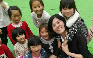 &ldquo;我可以叫你媽媽嗎？&rdquo;&mdash;&mdash;一位基層女代表和她的希望小學(xué)