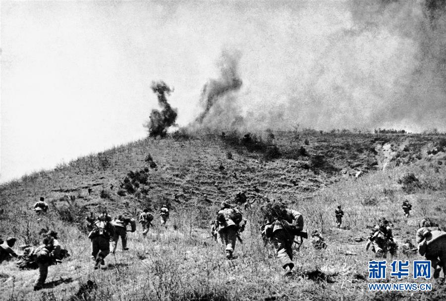 （圖文互動）（1）為了&ldquo;中國號&rdquo;巨輪揚帆遠航&mdash;&mdash;中國共產黨領導下的人民軍隊忠于祖國、服務人民啟示錄
