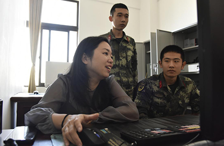軍嫂鄭如:雖苦不怕，是我對愛的承諾