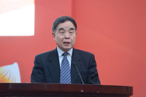 全國(guó)人大教科文衛(wèi)委員會(huì)主任委員、清華大學(xué)新聞出版學(xué)院院長(zhǎng)柳斌杰致辭