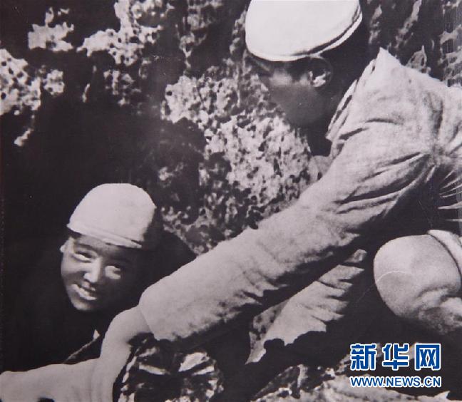 （為了民族復(fù)興&middot;英雄烈士譜&middot;圖文互動）張思德：為人民服務(wù)的平凡英雄