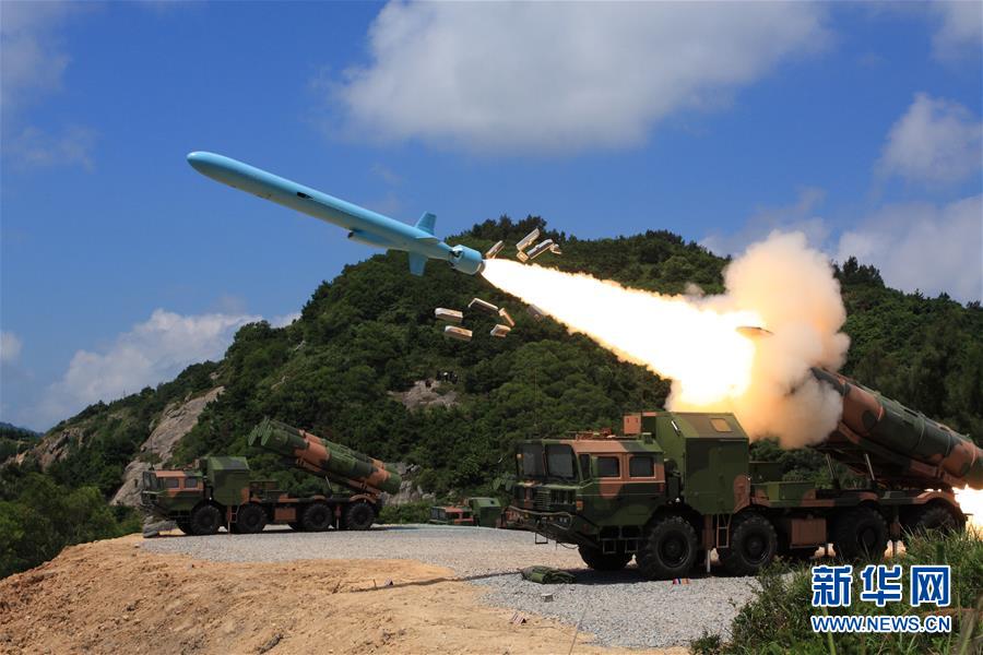 （新華全媒頭條&middot;人民海軍70年&middot;圖文互動(dòng)）（5）向海圖強(qiáng)春潮涌&mdash;&mdash;黨中央、中央軍委和習(xí)主席關(guān)心人民海軍建設(shè)發(fā)展紀(jì)實(shí)