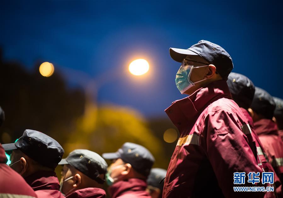 （新華全媒頭條&middot;圖文互動）（12）最美逆行者，武漢永遠(yuǎn)記得你！&mdash;&mdash;首批援鄂醫(yī)療隊返程紀(jì)實