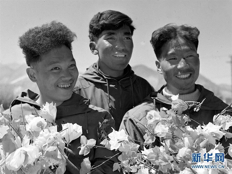 （體育&middot;專題）（1）六十年回望&mdash;&mdash;紀念人類首次從北坡登頂珠峰60周年