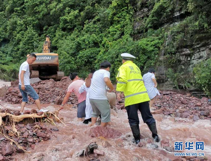 （新華全媒頭條&middot;圖文互動）（11）把確保人民生命安全放在第一位&mdash;&mdash;聚焦當(dāng)前我國防汛救災(zāi)工作