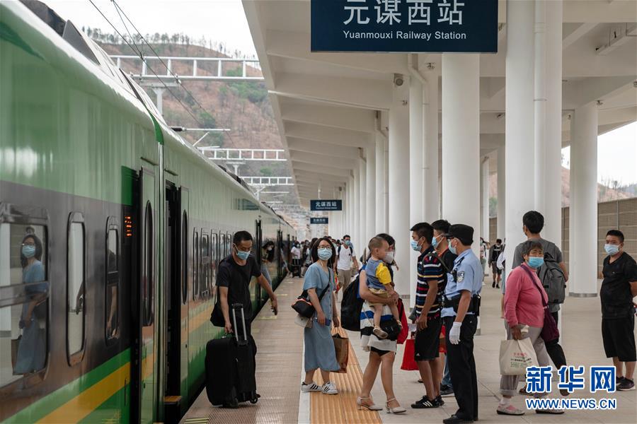 （新華全媒頭條&middot;圖文互動(dòng)）（6）自強(qiáng)的力量&mdash;&mdash;成昆鐵路通車50年記