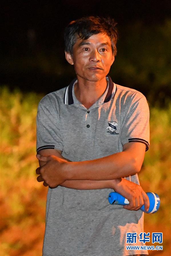 （防汛抗洪&middot;圖文互動(dòng)）（3）&ldquo;保衛(wèi)家園，誰(shuí)都不能是旁觀者&rdquo;&mdash;&mdash;夜訪洞庭湖大堤防汛一線
