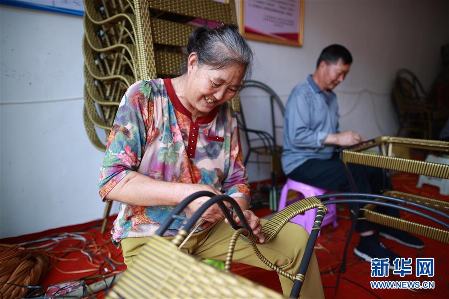 （新華全媒頭條&middot;走向我們的小康生活&middot;決戰(zhàn)決勝脫貧攻堅&middot;圖文互動）（4）決戰(zhàn)烏蒙&mdash;&mdash;中國消除千年貧困的一個縮影 