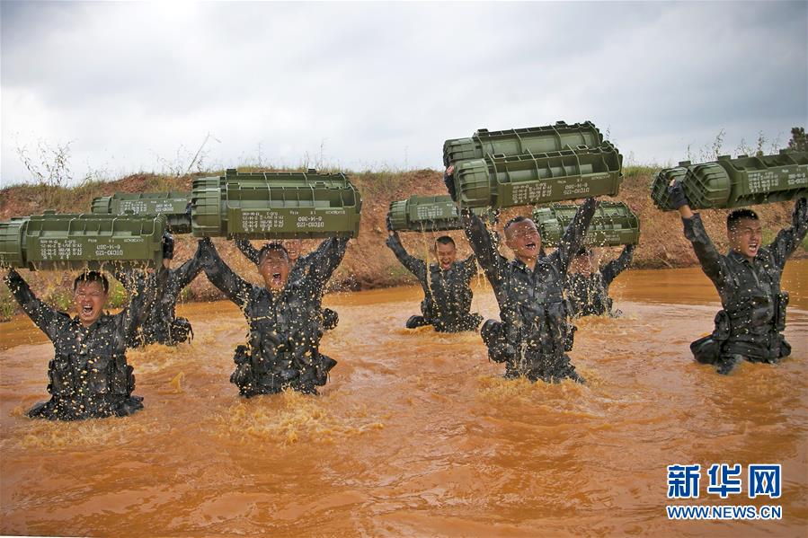 （在習(xí)近平強(qiáng)軍思想指引下&middot;我們?cè)趹?zhàn)位報(bào)告&middot;圖文互動(dòng)）（3）陸軍第71集團(tuán)軍某旅&ldquo;王杰班&rdquo;：做新時(shí)代王杰式好戰(zhàn)士