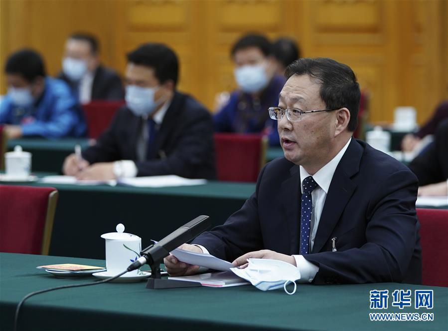 （新華全媒頭條&middot;圖文互動(dòng)）（9）從人民中汲取磅礴力量&mdash;&mdash;習(xí)近平總書(shū)記同出席2020年全國(guó)兩會(huì)人大代表、政協(xié)委員共商國(guó)是紀(jì)實(shí)