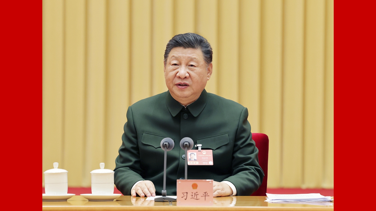 習(xí)近平出席解放軍和武警部隊代表團(tuán)全體會議