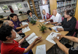 北市社區(qū)居民干部熱議《辯證看 務(wù)實(shí)辦&mdash;&mdash;理論熱點(diǎn)面對面&middot;2012》