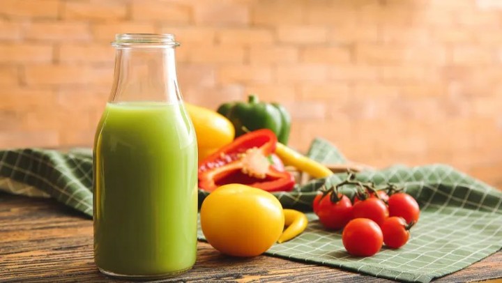 榨蔬菜汁喝，比吃蔬菜更健康更方便？