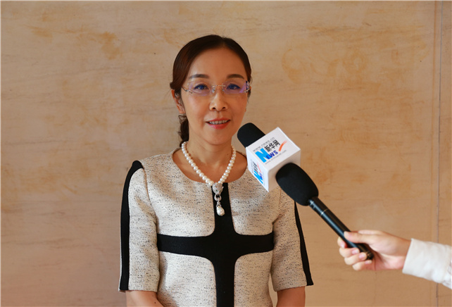 把增強(qiáng)黨的凝聚力、戰(zhàn)斗力與提高企業(yè)競爭力、創(chuàng)造力有機(jī)融合。