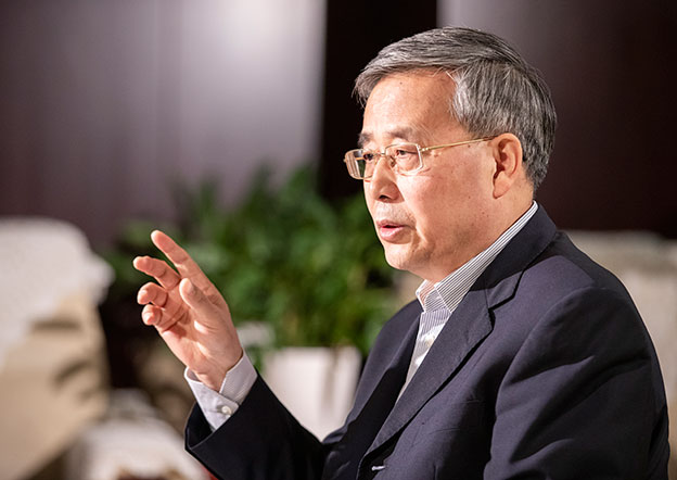 爭取三年以后，銀行業(yè)對民營企業(yè)的貸款占新增公司類貸款的比例不低于50%