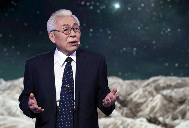 雖然已經84歲了，但我還會加倍努力。