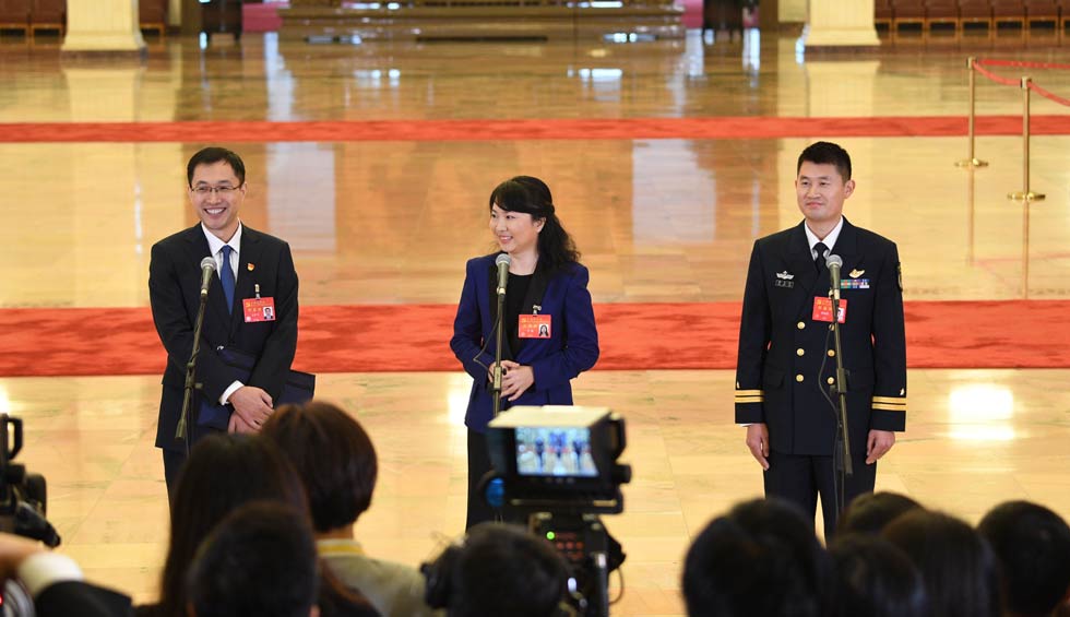孟祥飛、李媛、曹先建接受采訪