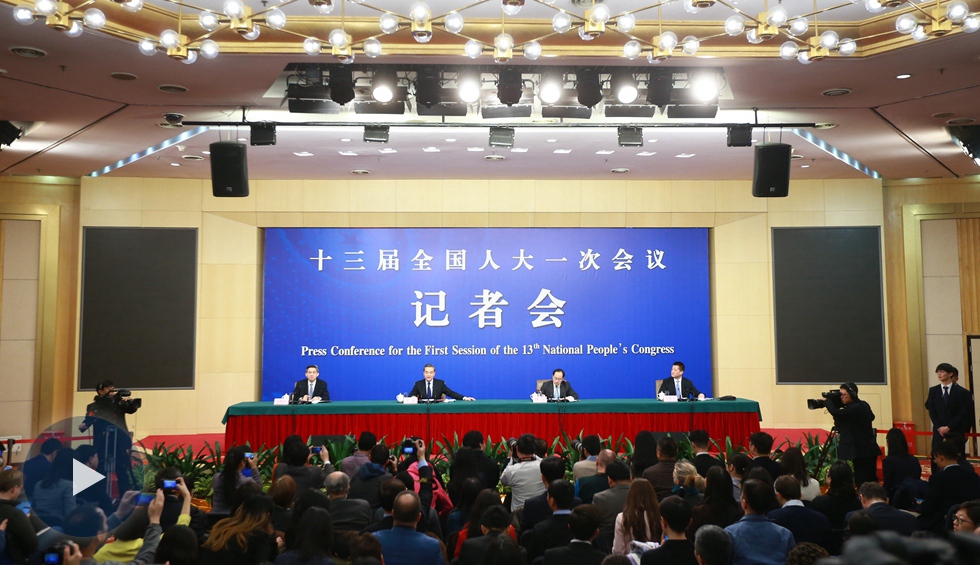 外交部部長王毅就&ldquo;中國外交政策和對外關(guān)系&rdquo;回答中外記者提問