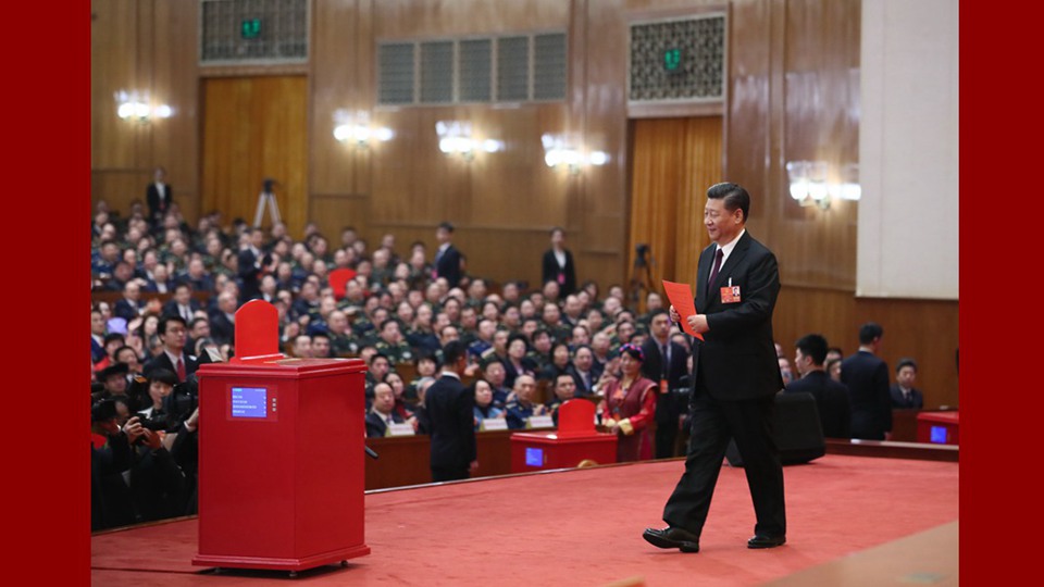 習(xí)近平當(dāng)選國(guó)家主席、中央軍委主席