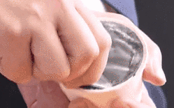 味同嚼鐵？ 日本&ldquo;鐵味&rdquo;冰淇淋面世