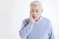 【健康解碼】牙疼的時(shí)候喝冰啤酒會(huì)緩解牙痛嗎？
