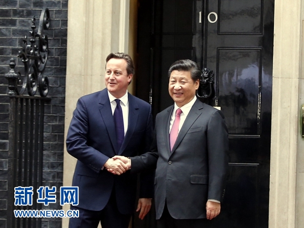 10月21日，國家主席習(xí)近平在倫敦唐寧街首相府同英國首相卡梅倫舉行會談。 新華社記者 鞠鵬 攝 