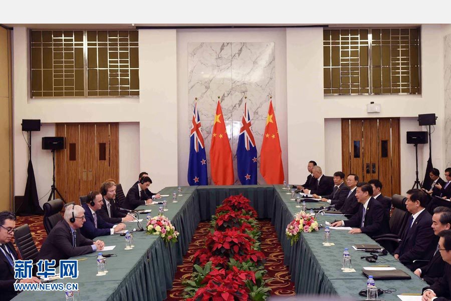 11月18日，國家主席習(xí)近平在菲律賓馬尼拉會見新西蘭總理約翰&middot;基。 新華社記者 饒愛民 攝