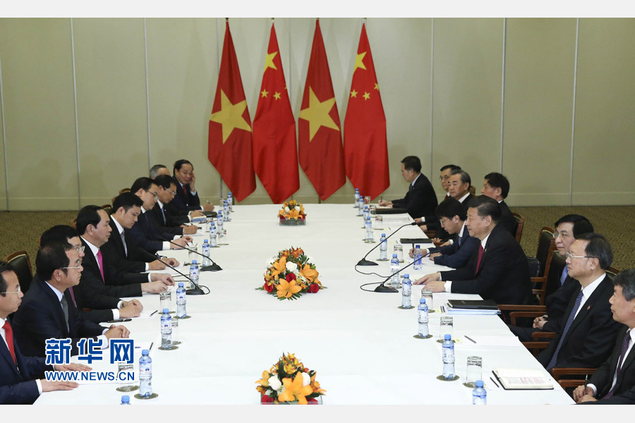 11月19日，國家主席習近平在利馬會見越南國家主席陳大光。新華社記者 龐興雷 攝 