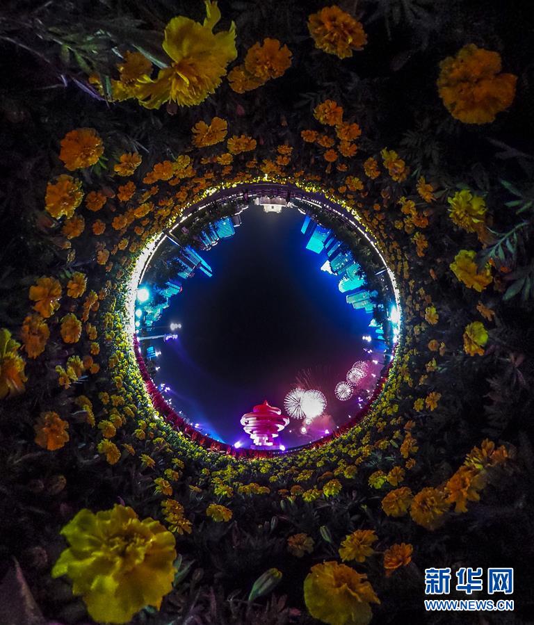 （新華全媒頭條&middot;上合青島峰會&middot;圖文互動）（1）攜手前進，開啟上合發(fā)展新征程 &mdash;&mdash;習近平主席主持上合組織青島峰會 并舉行系列活動紀實