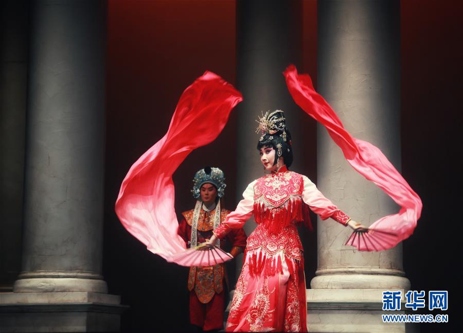 （習(xí)近平出訪配合稿&middot;圖文互動）（3）通訊：當(dāng)中國京劇遇上意大利歌劇&mdash;&mdash;人文交流助力中意兩國民心相通
