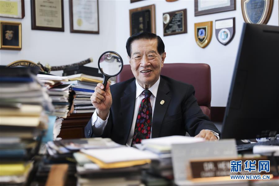（國際&middot;圖文互動）（1）專訪：&ldquo;中國共產(chǎn)黨做對了！&rdquo;&mdash;&mdash;訪美籍華裔刑事鑒識專家李昌鈺