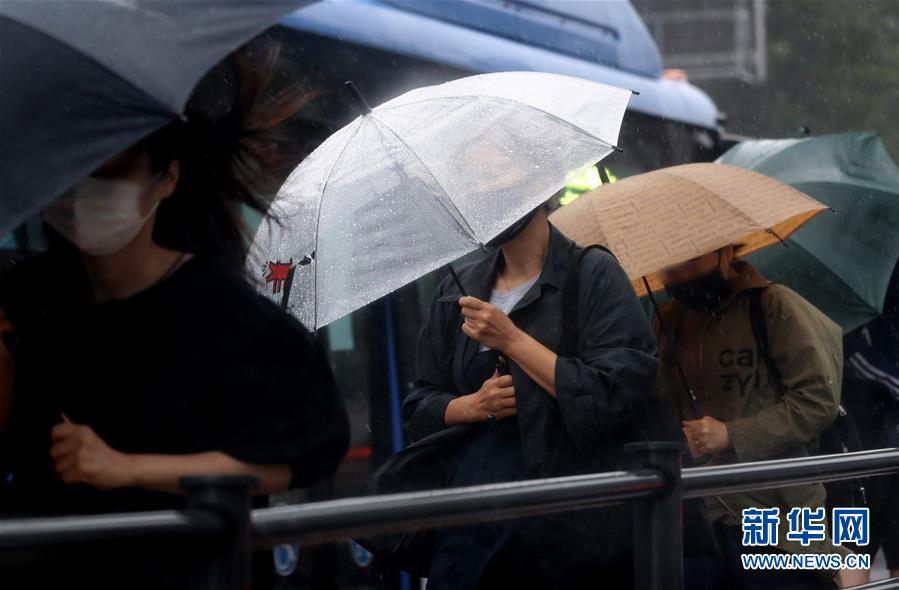 （國際）（3）超強(qiáng)臺風(fēng)&ldquo;美莎克&rdquo;過境韓國致1死1傷