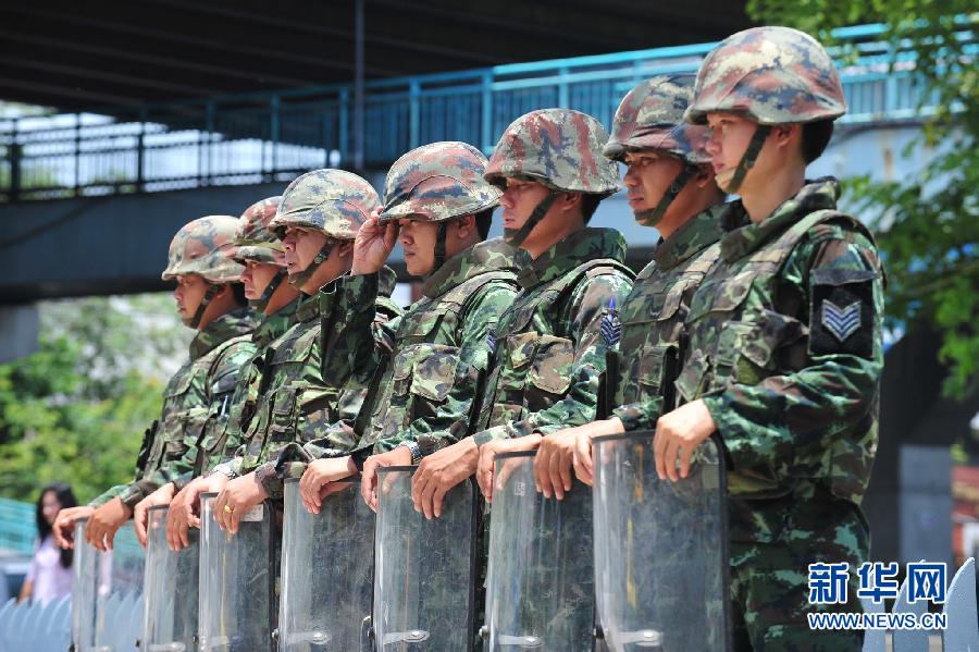 泰國軍方戒嚴(yán)后首次斡旋 實(shí)拍會(huì)談現(xiàn)場(chǎng)