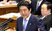 安倍&ldquo;歷史整容術(shù)&rdquo;不得人心 必將引火燒身